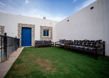 شاليه بألعاب مائية ومسبح