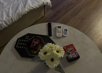 استديو بسرير ماستر وجلسة جانبية 