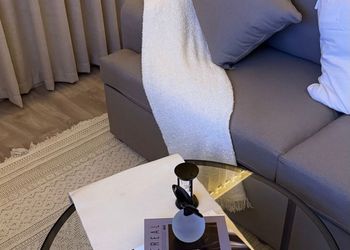 استديو هادئ بسرير ماستر