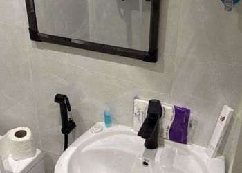 استديو بسرير ماستر وجلسة جانبية 