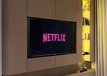 استديو هادئ بسرير ماستر 