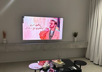 استديو بسرير ماستر وجلسة جانبية
