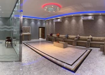استراحة بألعاب أطفال ومسبح
