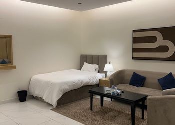 استديو بسرير مفرد ودخول ذاتي