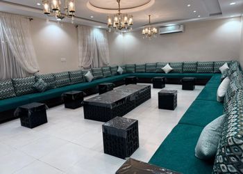 شاليه بالعاب اطفال وجلسة خارجية