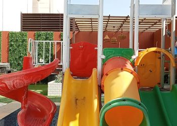 شاليه بمسبح وألعاب مائية