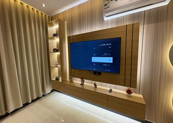 استديو بأثاث مريح وبسيط 