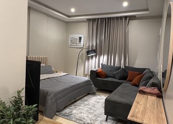 استديو بسرير ماستر ودخول ذاتي