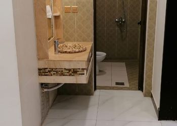 شاليه بألعاب مائية ومسبح داخلي 