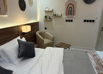 استديو بسرير ماستر
