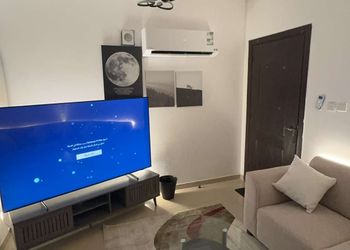 شقة بغرفتين نوم وصالة جلوس