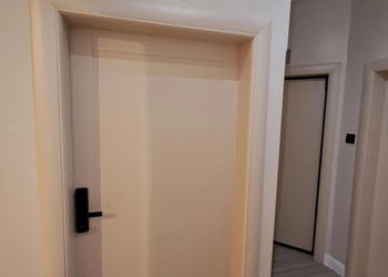 استديو بسرير ماستر ودخول ذاتي