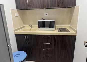 استديو بجلسه وسرير ماستر 