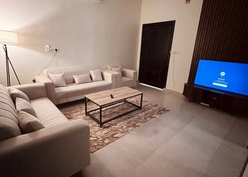 شقة فاخرة بغرفتين نوم ودخول ذاتي