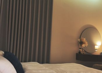 استديو هادئ بسرير ماستر 