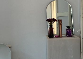 مزرعة ببيت شعر وجلسة خارجية