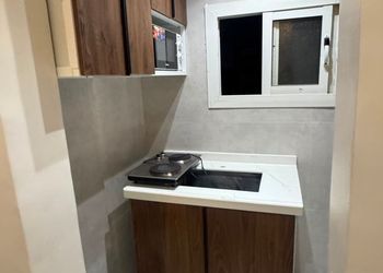 استديو بسرير ماستر وجلسة جانبية