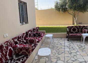 استراحة بجلسة خارجية و مجالس