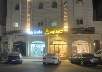 شقة بغرفة نوم وصالة 