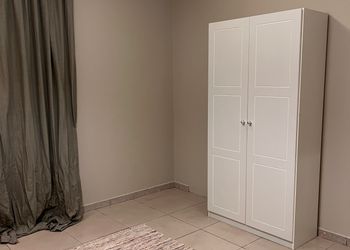 شقة بغرفتين نوم وصالة 