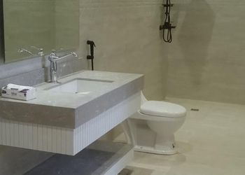 شاليه بتصميم مودرن ومسبح خارجي