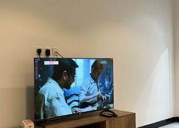 شقة بغرفتين نوم وصالة 