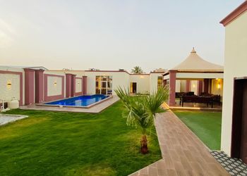 شاليه صاله مع مطبخ وجلسه خارجيه