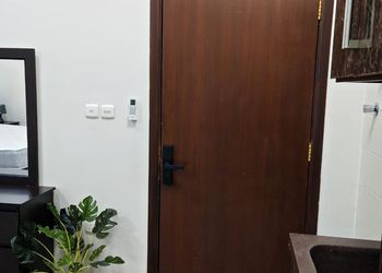 استديو هادئ بسرير ماستر 