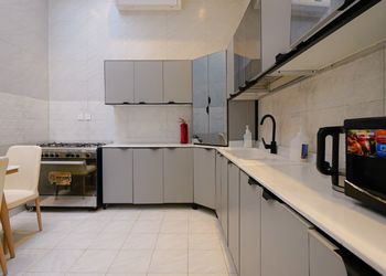 شاليه بمسبح خارجي وأجواء ممتعة 