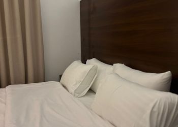 استديو بسرير ماستر  ودخول ذاتي 