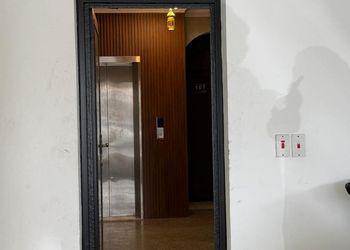 شقة بغرفتين نوم وصالة 