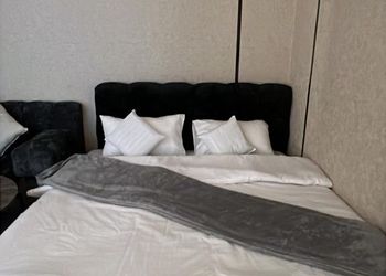 استديو هادئ بسرير ماستر 
