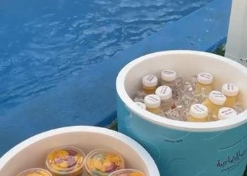 شالية بغرفة نوم مطلة على الفناء الخارجي
