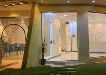 شاليه بمجلس ومسبح خارجي 