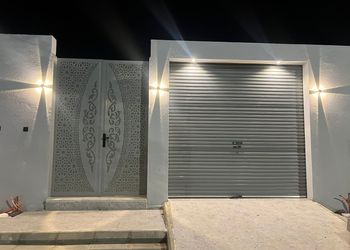استراحة واسعة بمجلس 