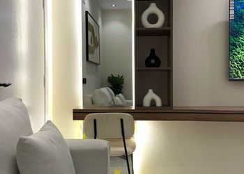 استديو بسرير ماستر وجلسة جانبية
