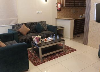 شاليه بجلسة خارجية وغرف نوم 