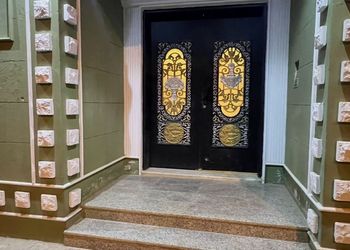 استديو هادئ بسرير ماستر