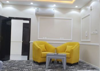 دور سكني مع منتجع كبير 