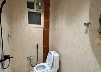 استديو بسرير ماستر وجلسة جانبية 