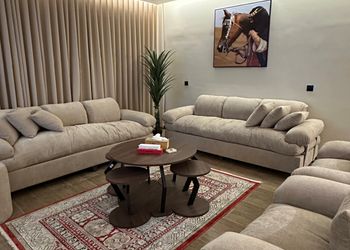 شقة بصالة أنيقة وغرفة نوم 