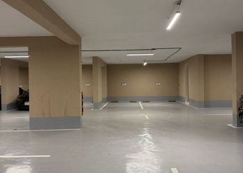 استديو بسرير ماستر وجلسة جانبية