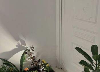 استديو بسرير ماستر وجلسة جانبية