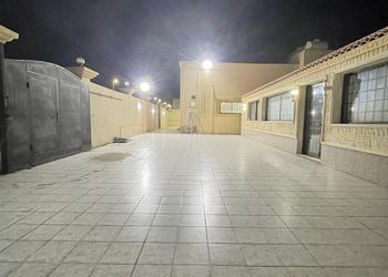 استراحة بمجالس واسعة للمناسبات