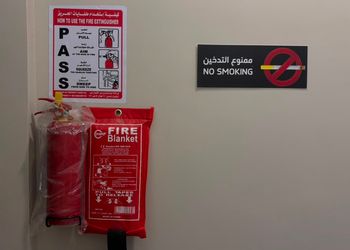 استديو بسرير ماستر وأثاث مريح 