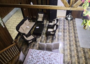 شاليه بأجواء رائعة  ومميزة 