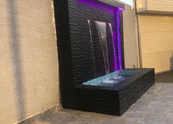شاليه بمسبح خارجي وجلسة خارجية