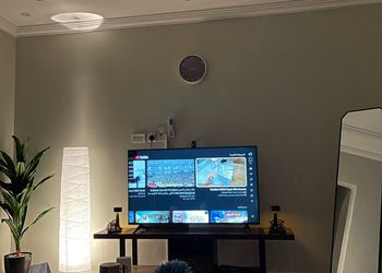 استديو هادئ بدخول ذاتي 