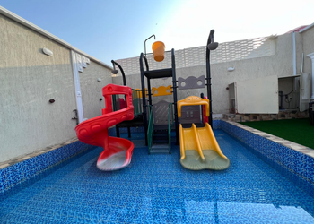 شاليه جلسه مطله على ألعاب مائية