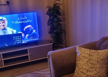 شقة بغرفة نوم وصالة جلوس